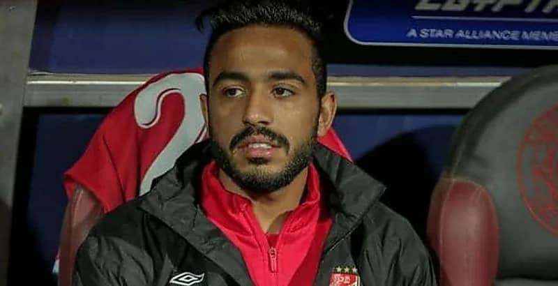 كهربا يتعرض لحادث مروري تسبب في تحطم سيارته الخاصة 