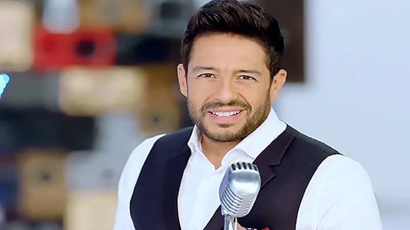 محمد حماقي يحيي حفلا في جدة