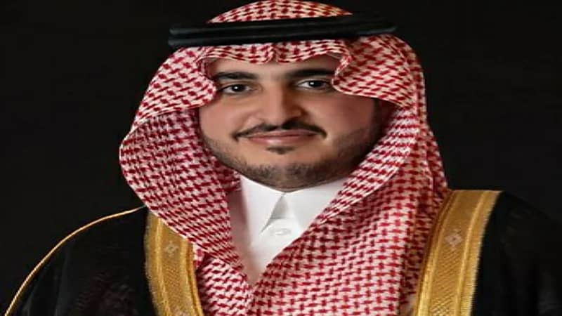 أمير الجوف يوجِّه بتوزيع أكثر من 8 آلاف سلة غذائية لمستفيدي الجمعيات الخيرية