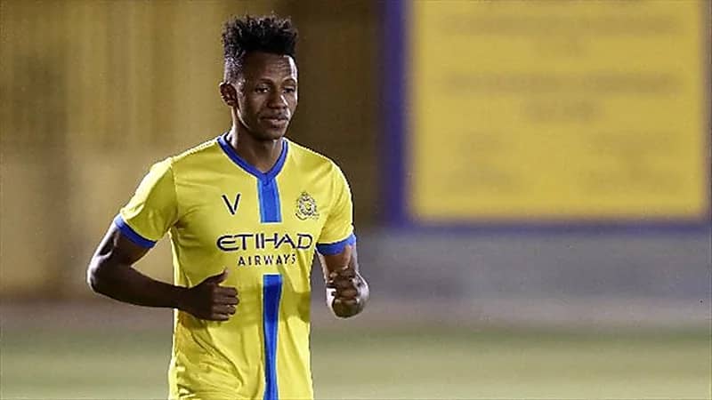 التعاون والرائد يتنافسان على ضم مهاجم النصر