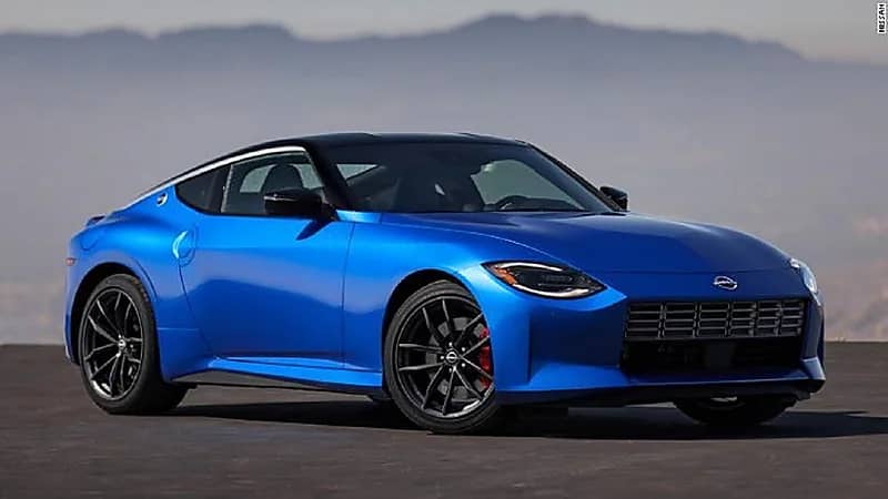 بالصور.. "نيسان" تكشف عن مواصفات سياراتها الجديدة Z الرياضية