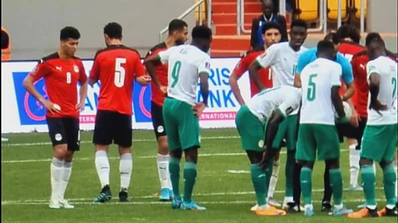 الاتحاد الأفريقي ينفي إعادة مباراة مصر والسنغال