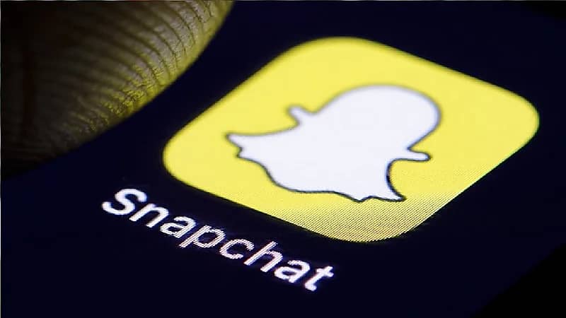 بالفيديو .. محامي : نشر السناب عبر "AirDrop" جريمة تحرش