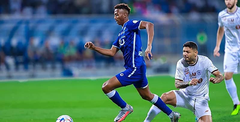 بالفيديو .. التعادل الإيجابي يحسم مواجهة الهلال والشباب