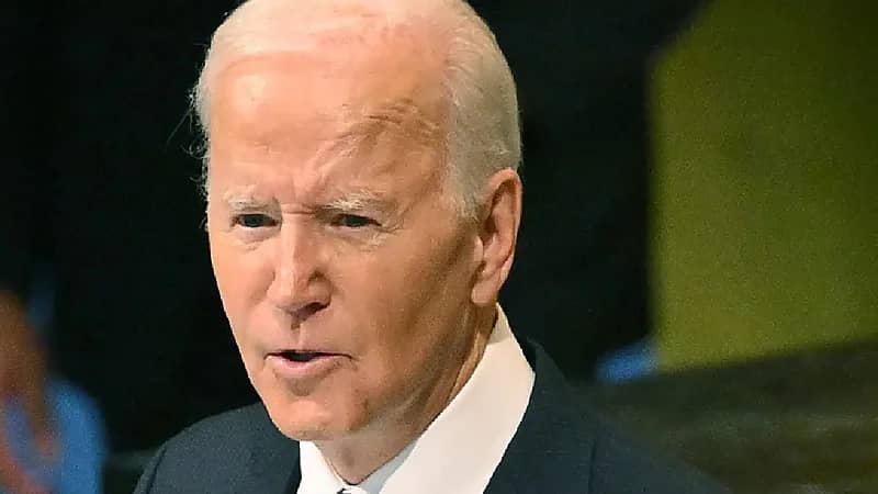 بايدن يعلن سحب 15 مليون برميل نفط من احتياطيات أمريكا