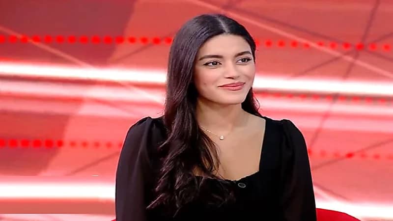 خبيرة تغذية تكشف أعراض "النهم والبوليما"