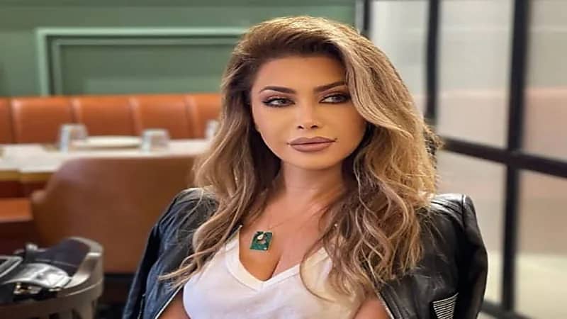 شاهد.. إطلالة مثيرة للفنانة نوال الزغبي 