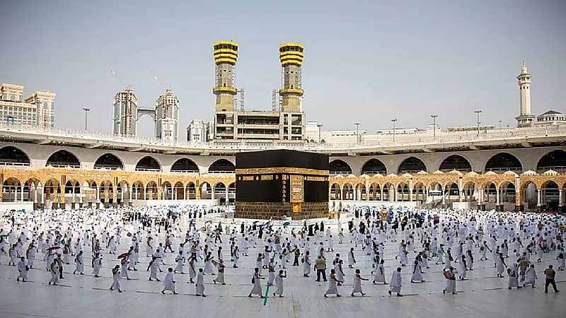 وزير الحج : تخفيض تكلفة التأمين على المعتمرين إلى 88 ريالاً