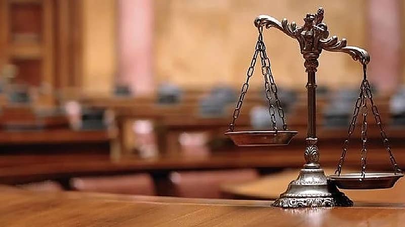 بالفيديو .. ردة فعل والد المغدور "القرهدي" بعد الحكم على قاتله