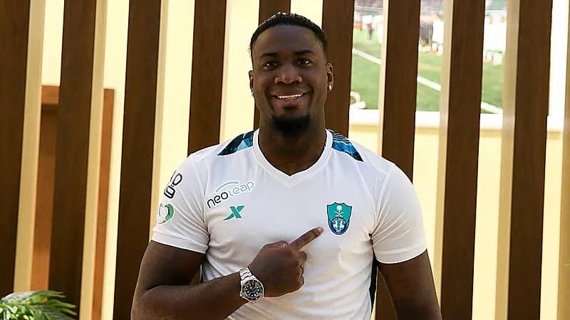 موعد الظهور الأول لمحترف الأهلي الجديد "أمارال"