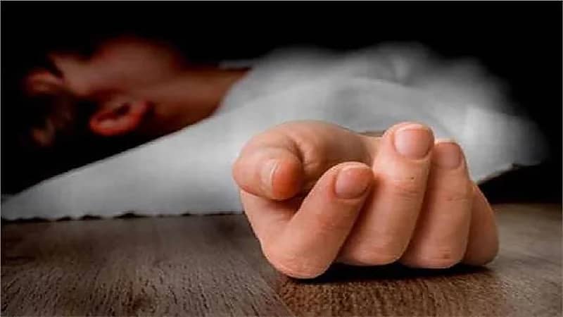 امرأة تقتل طفليها ثم تنتحر في ظروف غامضة