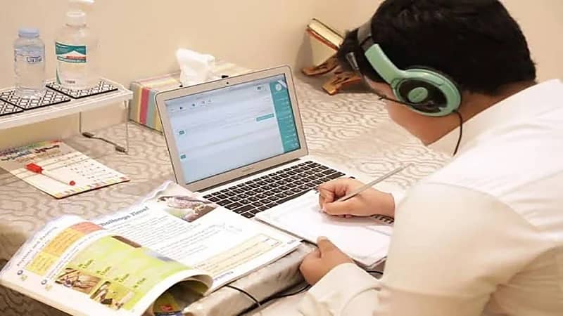 تعليم العلا: تحول الدراسة عن بعد اليوم لجميع الطلبة ومنسوبي ومنسوبات مدارس المحافظة