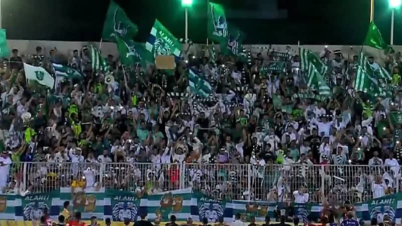 شاهد .. جماهير الأهلي تردد نشيد النادي فرحا بالصعود