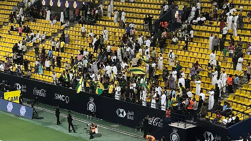 جمهور الخليج : أيام سوري .. مافيه دوري (فيديو)