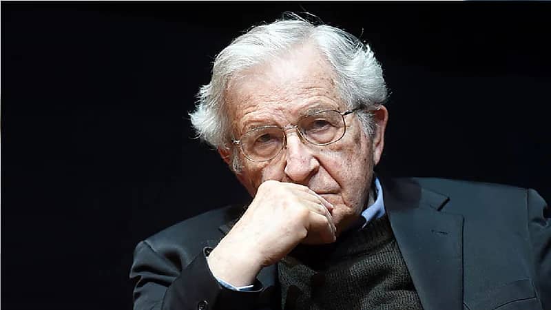 حوالة بنكية تكشف علاقة "تشومسكي" بمدان بجرائم جنسية