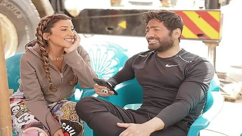 دينا الشربيني لـ تامر حسني : لما عرفتك بقيت بحبك جدًا