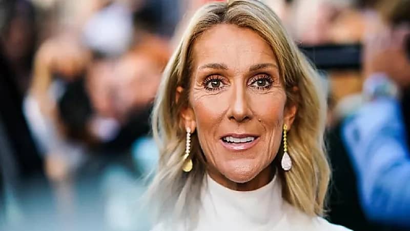 أعراض تشير لإصابتك بمرض سيلين ديون النادر