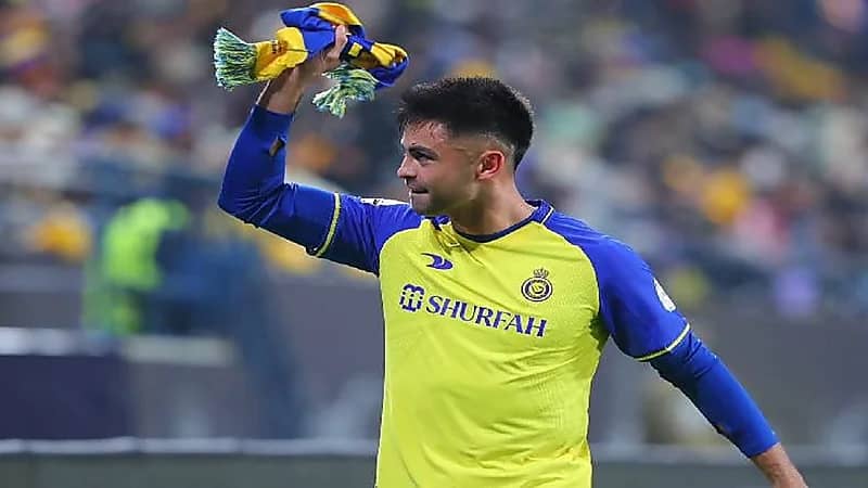 مارتينيز خارج حسابات ⁧‫النصر‬⁩