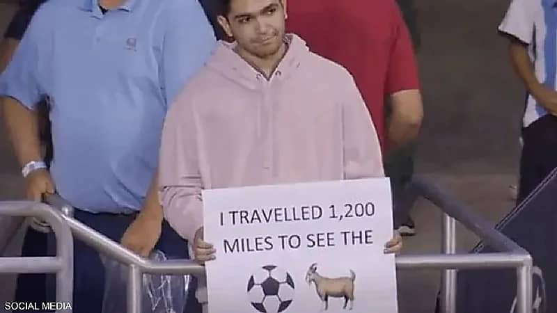 مشجع يتلقى صدمة بعد سفره ألفي كيلومتر لمشاهدة ميسي