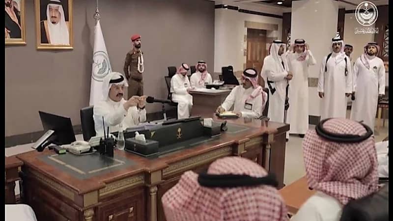 أمير عسير يدشن جمعية عون ويوجه بمعالجة قضايا أسرية