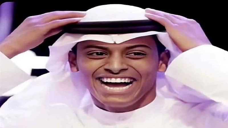 قعيد يعلن ارتباطه عاطفياً بفتاة من على التيك توك .. فيديو