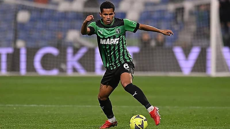 ساسولو يرفض بيع روجيريو لأسباب أخلاقية