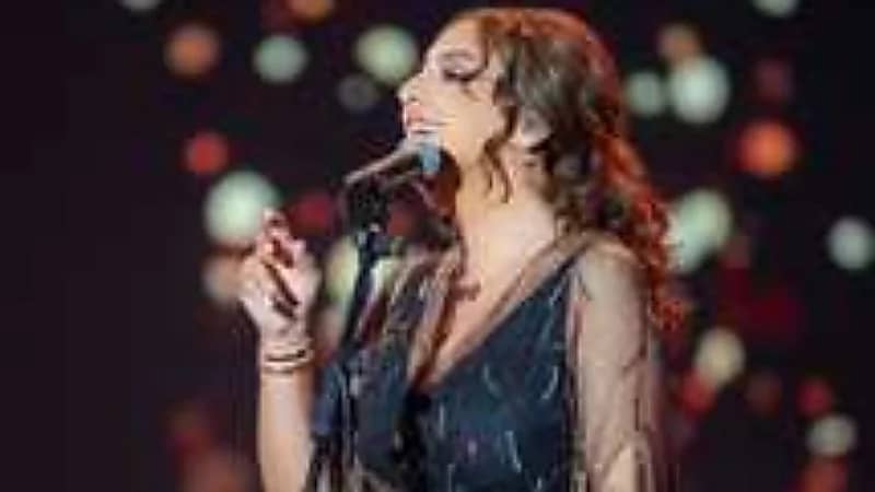 أنغام تتراقص على ألحانها في حفل جدة -فيديو