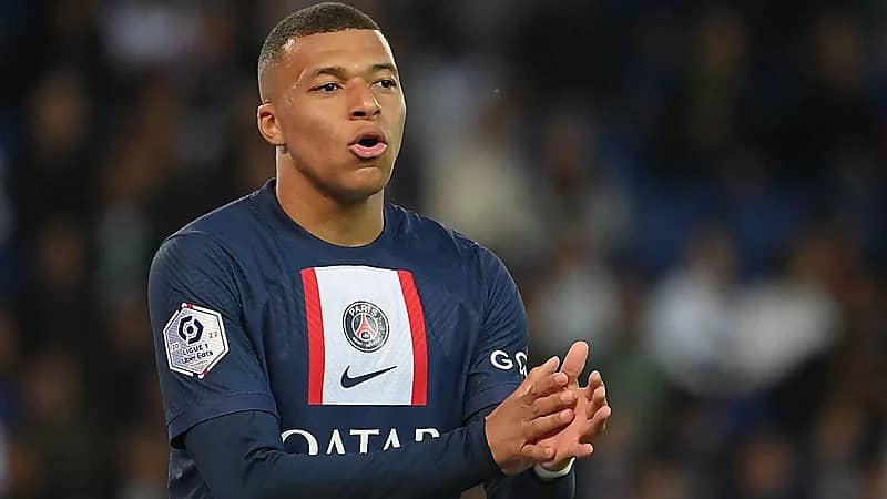 أنشيلوتي: لا نحتاج لمبابي في ريال مدريد