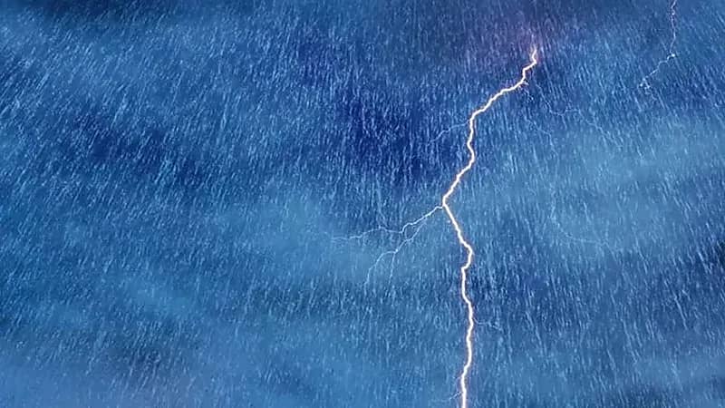 تفعيل خطط الطوارئ للتعامل مع الحالة المطرية بالطائف