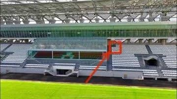 خطأ هندسي في تصميم مدرجات ملعب الصليبيخات الجديد في الكويت ٠٠فيديو