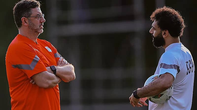 محمد صلاح يوجه رسالة لـ فيتوريا بعد رحيله