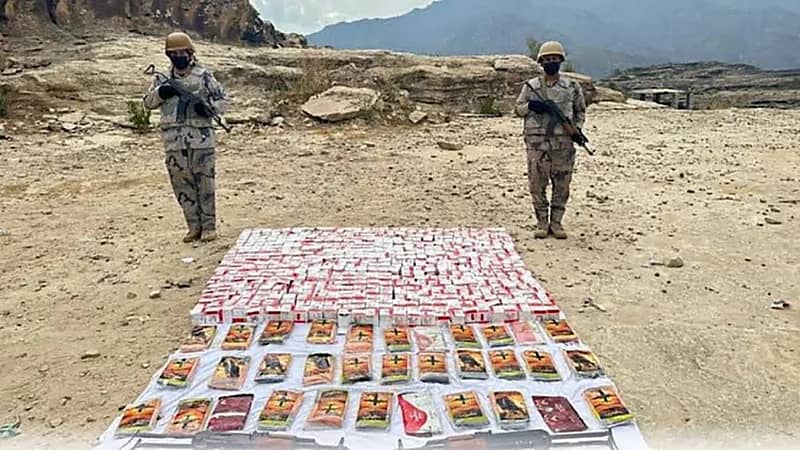 إحباط تهريب 86100 قرص خاضع لتنظيم التداول الطبي بعسير