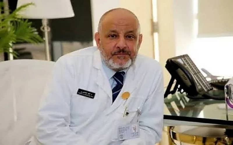 الخضيري يكشف أسباب الشعور بالألم في الكتف ووسط الظهر