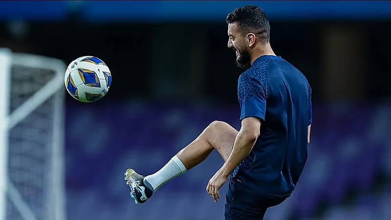 الاتفاق يطلب استعارة محترف الهلال