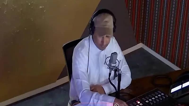 تزوجت للمرة الثانية ولا تزال وفية لزوجها الأول ..فيديو