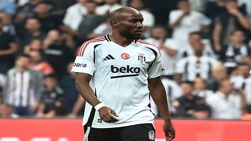 شرط صعب يعطل انتقال المصراتي إلى الفتح