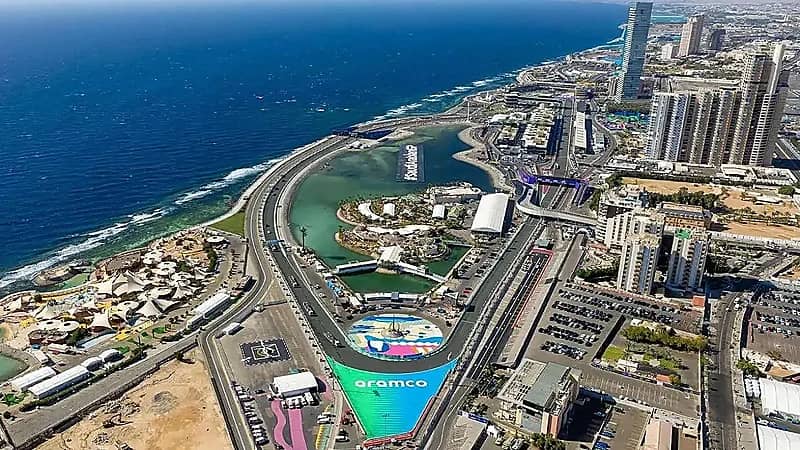 افتتاح 10 مشاريع جسور وأنفاق بالمدينة المنورة.. صور