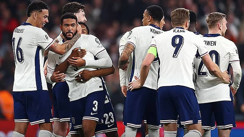 إنجلترا تقسو على لاتفيا بثلاثية