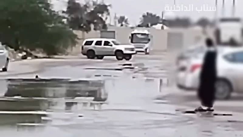 مرور الرياض يضبط قائد مركبة لقيامه بالتفحيط