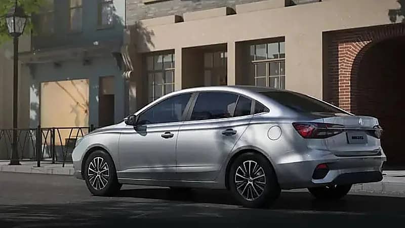 مواصفات وأسعار سيارة MG 5 موديل 2025 .. صور