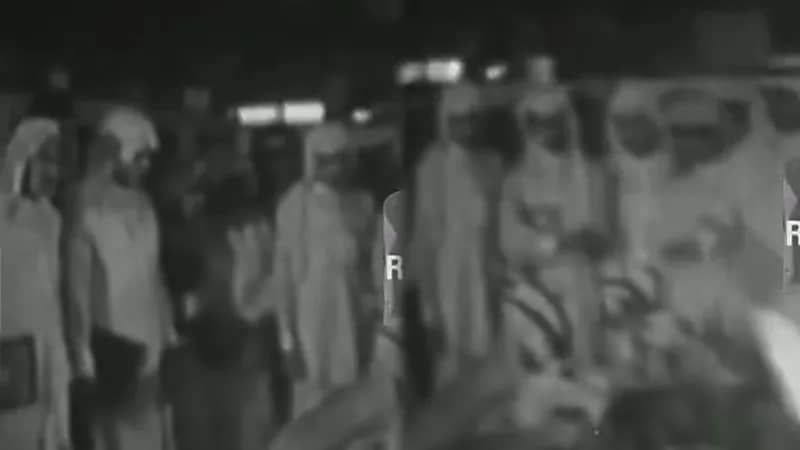 مشهد نادر لطلاب جامعيين بجامعة الملك سعود في بداية السبعينات.. فيديو