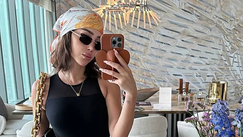 بسمة بوسيل تكشف عن إطلالة جريئة بالكاجوال ..صورة