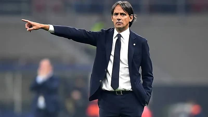 إنزاغي يجدد عقده مع إنتر حتى عام 2027