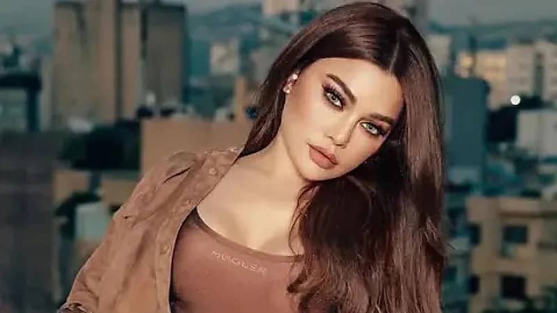 هيفاء وهبي تثير الجدل بعودتها للتمثيل في مصر