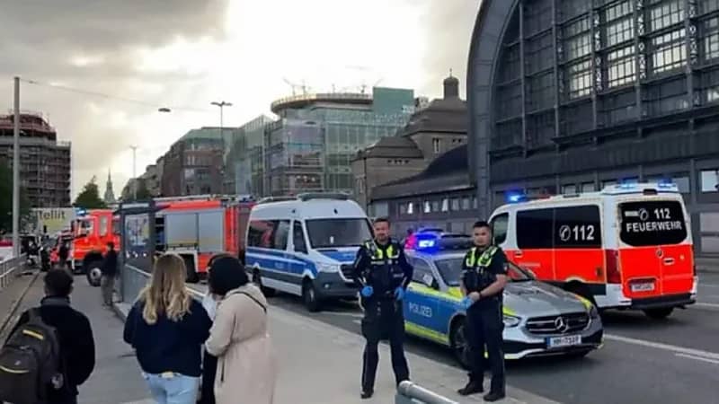 إصابة 12 شخصًا في هجوم بسكين بمحطة قطارات ألمانية .. صور