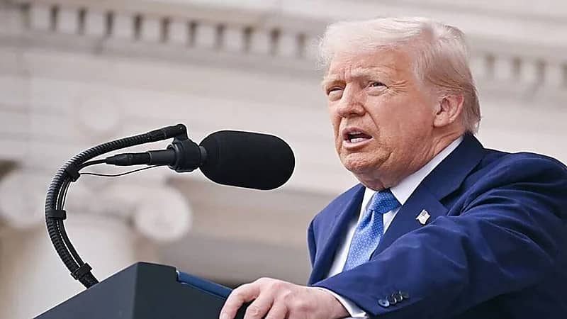 ترامب يوبخ صحفية: هذا أحقر سؤال تلقيته! .. فيديو