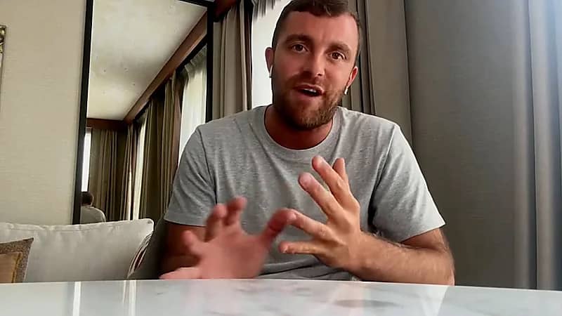 الهلال يتوصل لاتفاق رسمي مع ميلان لضم ثيو هيرنانديز