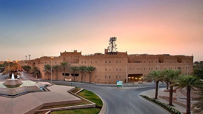 الهيئة الملكية بالرياض تبدأ نزع ملكية عقارات لتطوير الطرق.. فيديو
