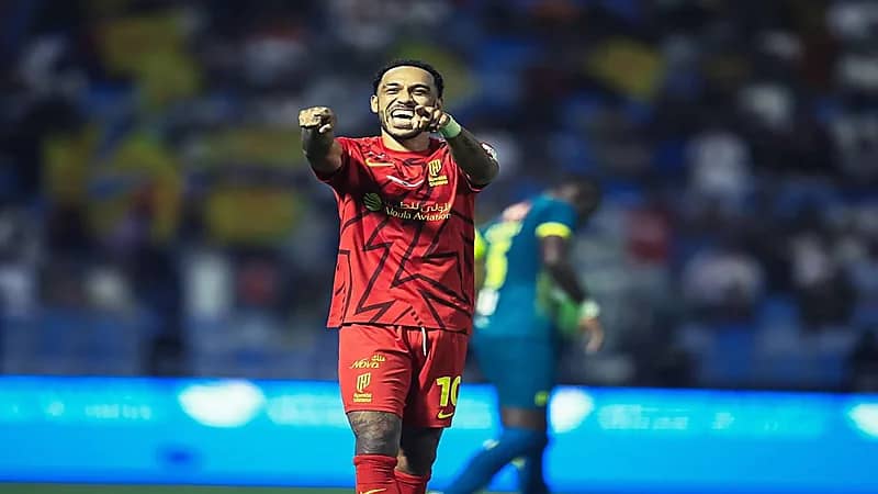 مارسيليا يفاوض محترف القادسية