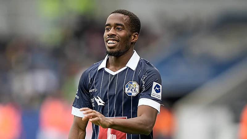 صراع بين الزمالك والرياض على ضم الفرنسي تيدي أوكو